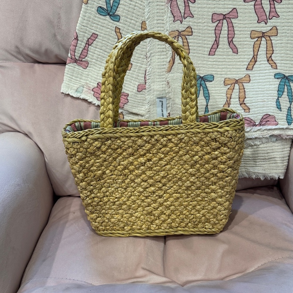 Vintage Liz Claiborne Yellow Woven Straw Tote